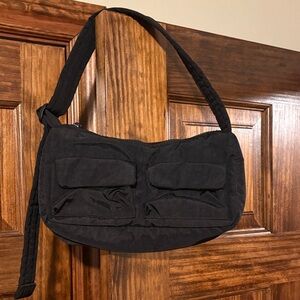 BAGGU Cargo Black Shoulder Bag